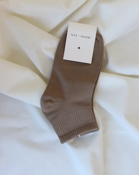 NAT + NOOR - Ankle Sock in Mocha